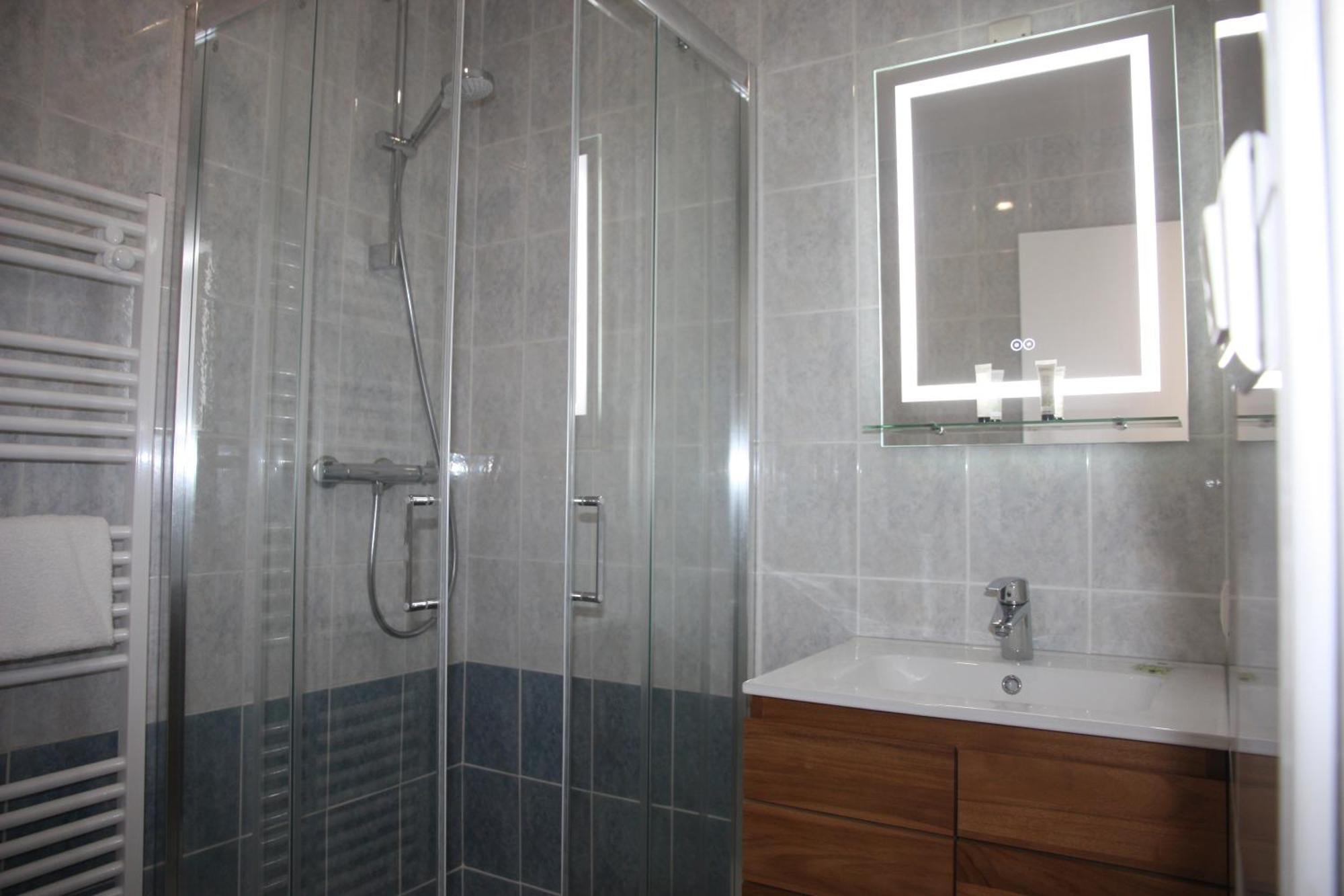 Resid'Spa Loire & Sevre - Appartement Rezé Eksteriør billede